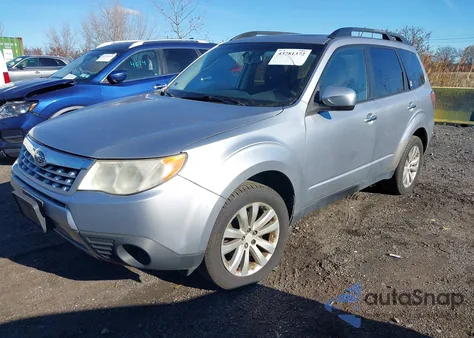 2012 Subaru Forester 2.5X Premium z USA, uszkodzony, nr VIN JF2SHADC5CH419447